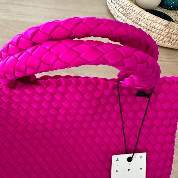 SOL•AND•SELENE SKY'S THE LIMIT - SMALL CROSSBODY IN FUCHSIA - Picture 13 of 13